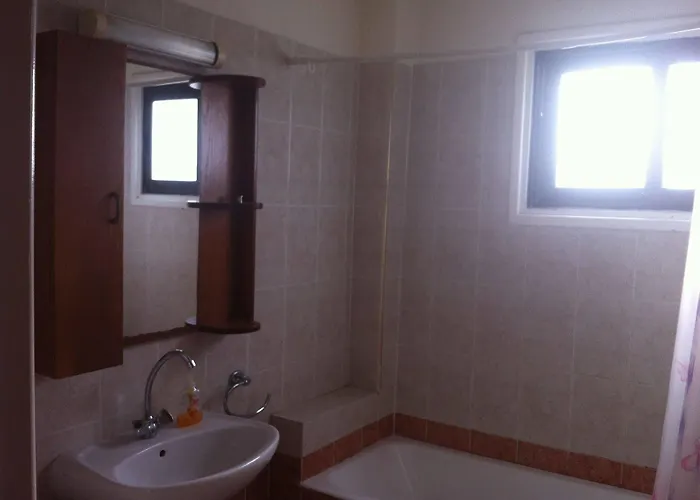 Zakos Court * Larnaka